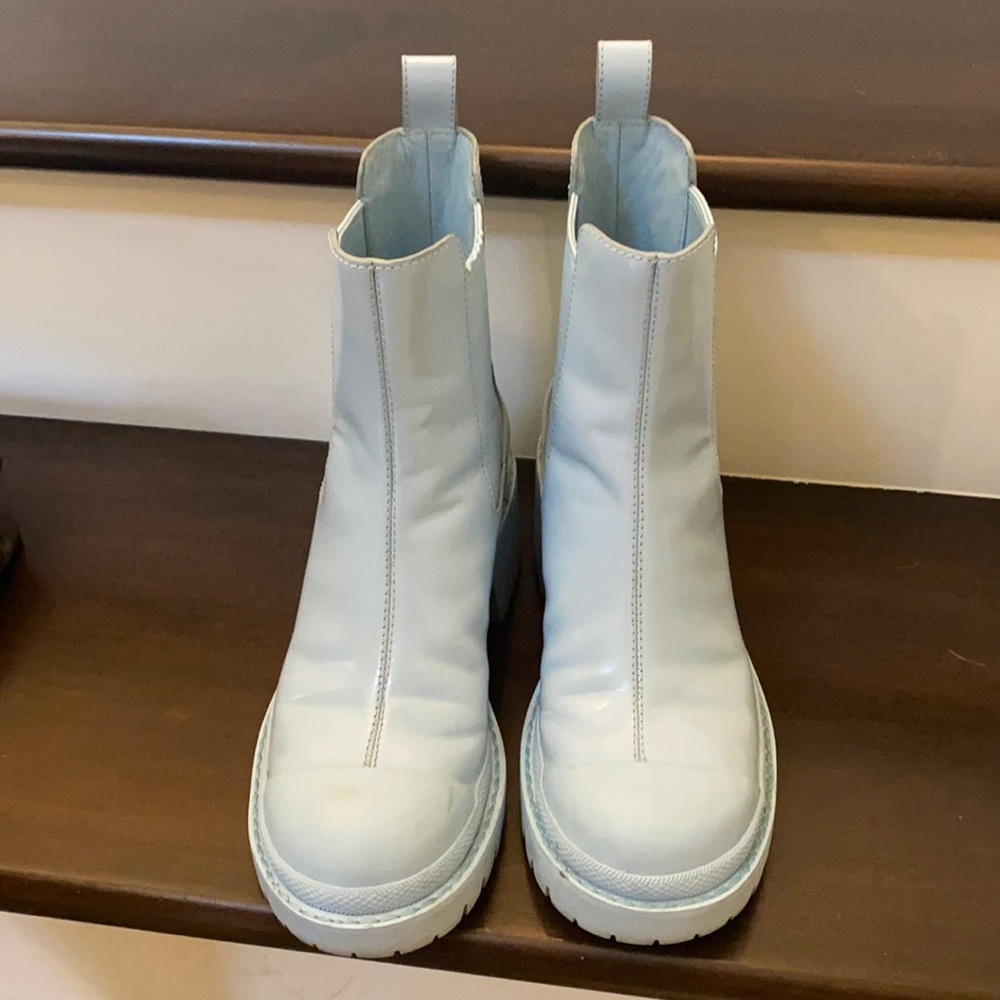 marc by marc jacobs baby blue boots